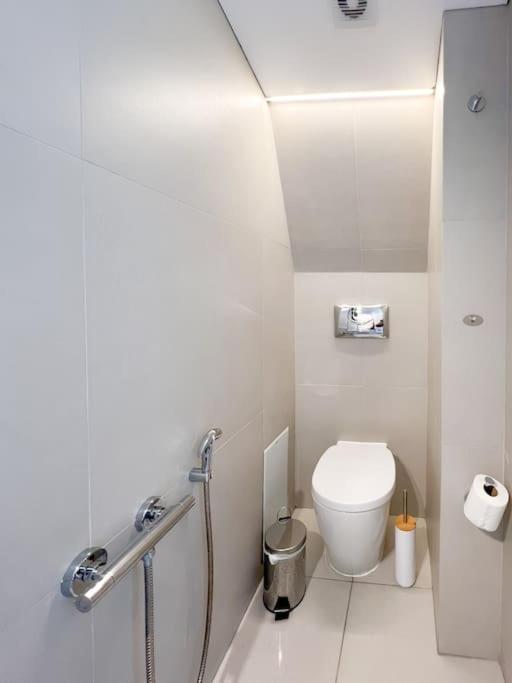 Aster Anhome Premium Selections Athena Bagian luar foto